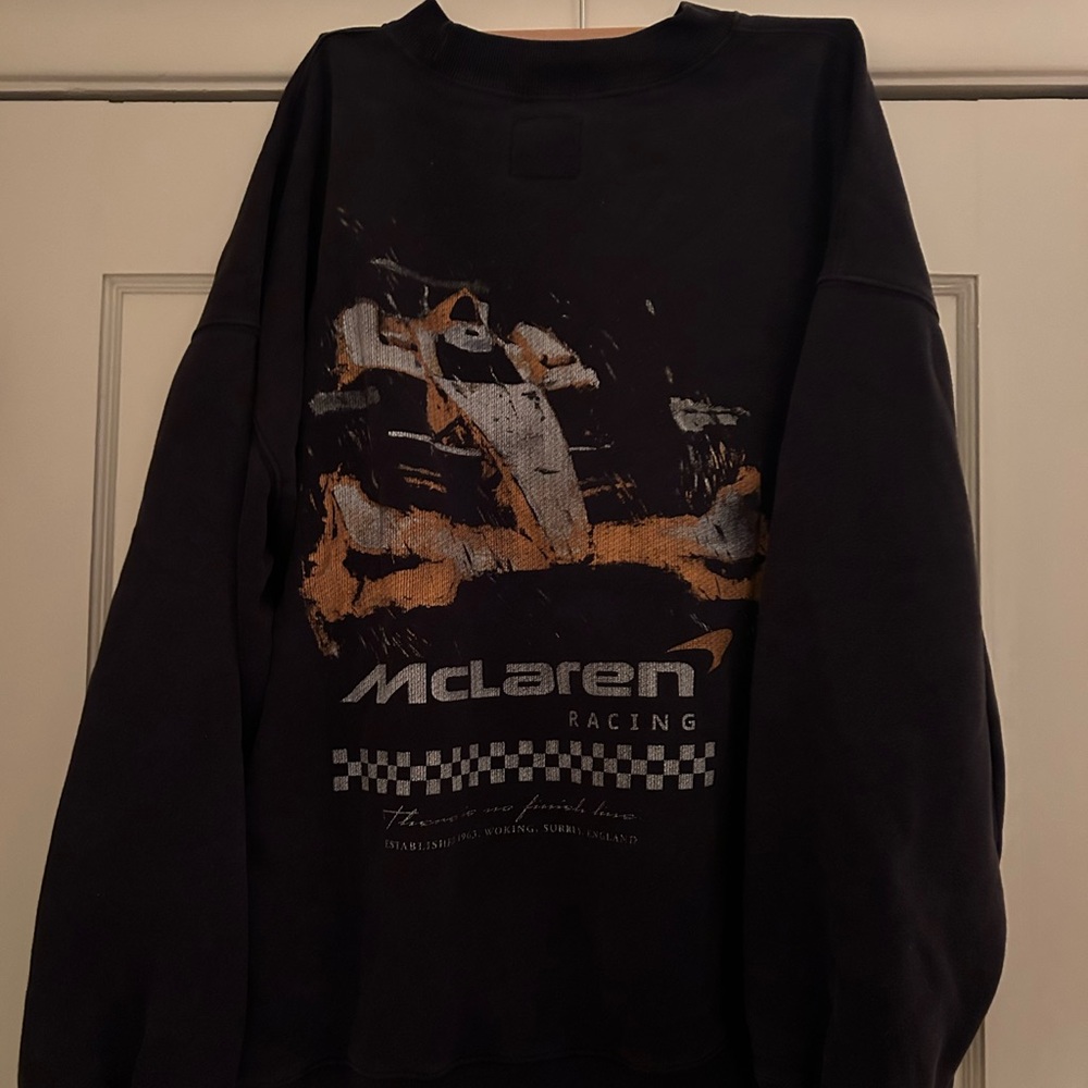 MCLAREN/Abercrombie & Fitch Black crewneck pullover